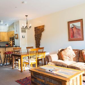 Long Trail House Condominiums At Stratton Mountain Resort